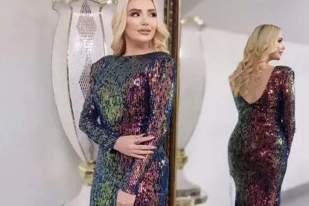 Azərbaycanlı aktrisaya maşın hədiyyə edildi - VİDEO