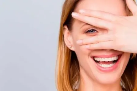 Gülmək göz sağlamlığına müsbət təsir edir?