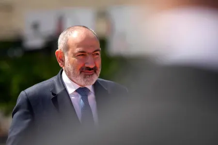 Xəbərdarlıqlar ard-arda gəldi