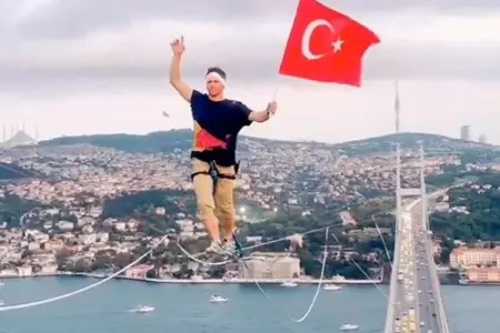 Asiyadan Avropaya ip üstündə keçdi