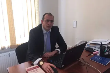 Alimdən ÇAĞIRIŞ: - Onların şəkillərini silin!