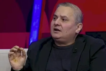 “Anam iynəsiz 8 uşaq doğub, hələ abort elətdirdiklərini demirəm...”