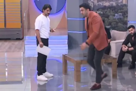 İlqar Mikayıloğlunun verilişində qalmaqal - Müğənni efiri tərk etdi - VİDEO