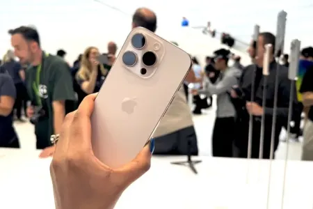 ŞOK! Bakıda "iPhone 16 Pro Max" 7350 manata satılır!