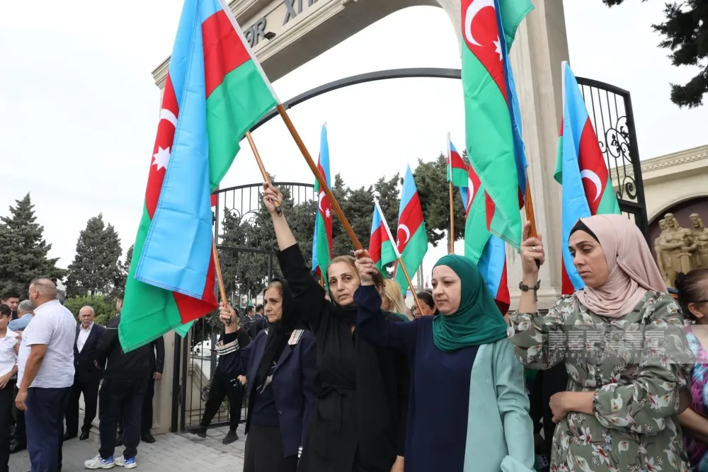 Daha iki itkin şəhidimiz dəfn olundu - – FOTO