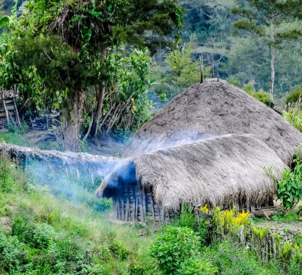 Dünyanın ən təhlükəli qəbiləsi: - Qonaqlarını kəsirlər, sümüklərini..