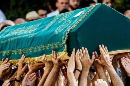 21 yaşlı sevgilisini öldürdü, cəsədini parçalayıb turşuda əritdi - Dəhşətli qətl