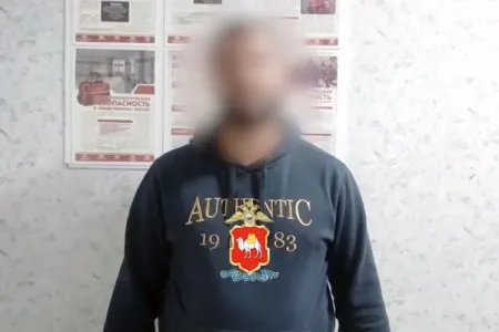Müəllimin dilini qoparmaqla hədələdi