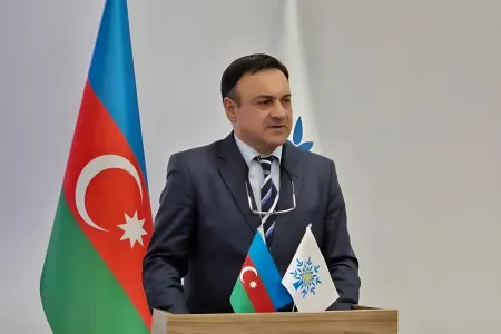 Deputat seçilən daha bir məmur işdən - ÇIXARILDI