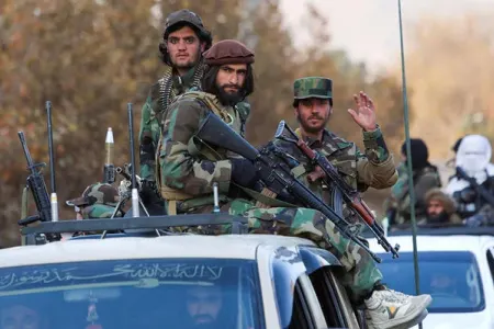“Taliban” bu dəfə kişilərə qadağalar qoydu