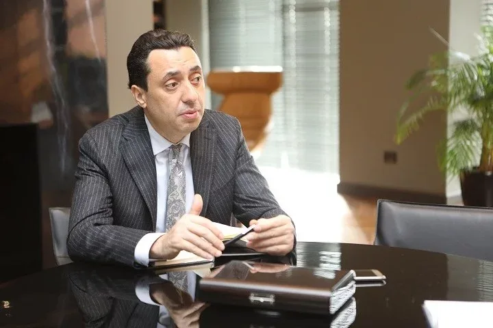 Məşhur iş adamı Bakının bu yerində hektarlara ərazini ALDI - Görün nə tikdirir... - FOTO