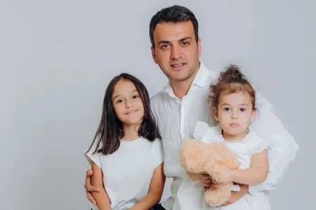 Aparıcı 2 yaşlı qızının ölümündən DANIŞDI: "Uşağımı xəstəxanaya aşpaz çatdırıb"