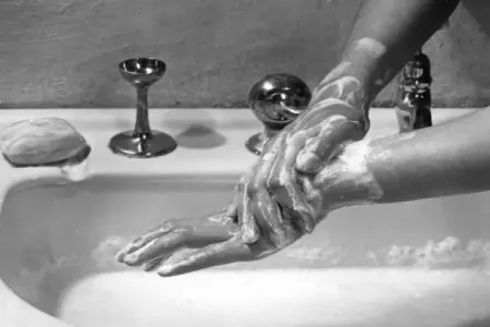 Sabun ixtirasına qədər insanlar necə yuyunurdular?