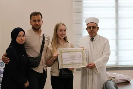 19 yaşlı holland qız müsəlman - OLDU