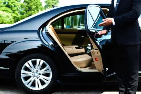 Bu deputatlara “Mercedes E 300” maşınları veriləcək - Siyahı