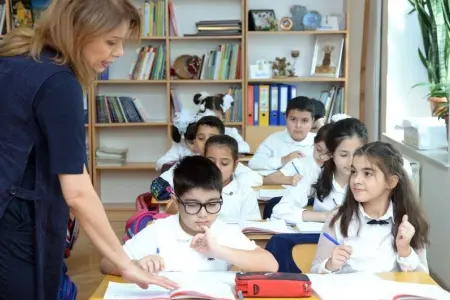 Müəllimlər Günü ilə bağlı məktəblərə xəbərdarlıq edildi