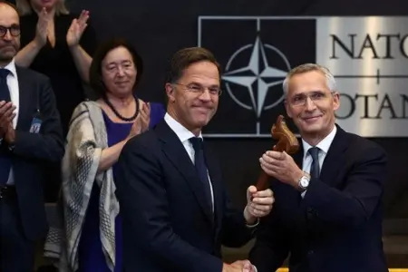 NATO-da rəsmi olaraq Rutte dövrü başlayır