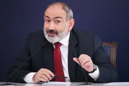 Paşinyan iş adı ilə Parisdə canına belə qulluq edir – VİDEO
