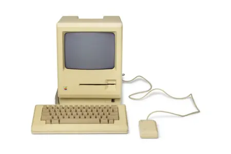 "Apple"ın ən bahalı kompüteri hərracda satılacaq