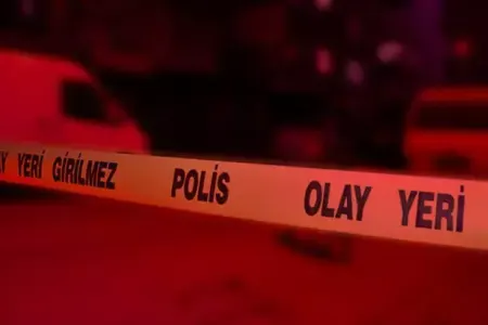 14 yaşlı uşaq valideynlərini bıçaqladı
