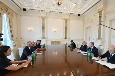 İlham Əliyev Keri Makkartini qəbul edib