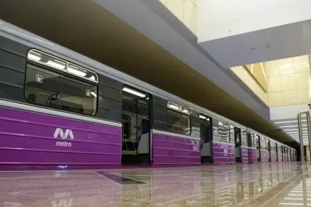 Bakı metrosunda daha bir - OLAY