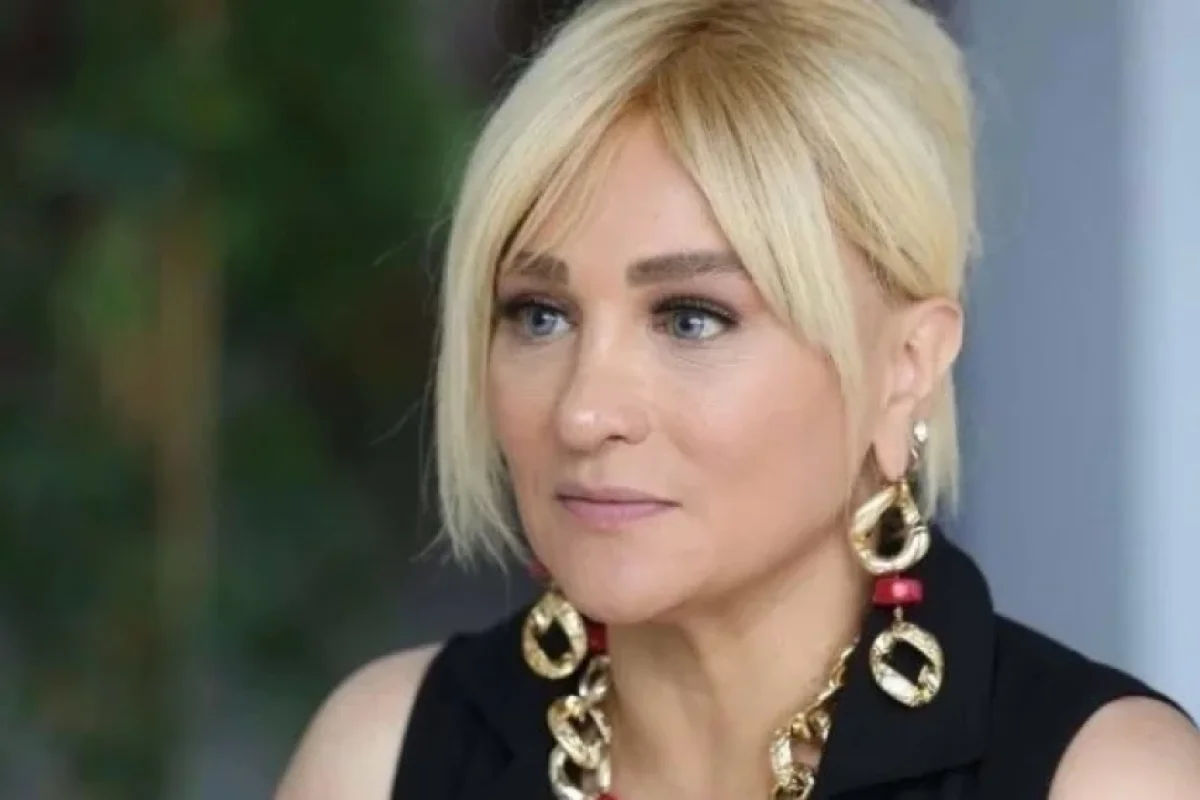 "Toyda şəkil çəkdirmək üçün müğənniyə 10 min verirlər"