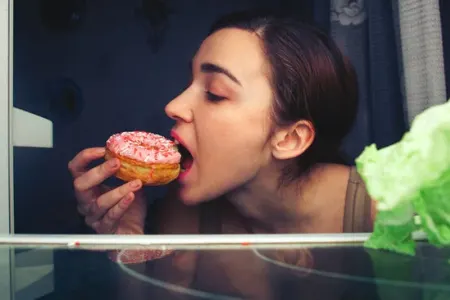 Şirniyyat sevgisi depressiyaya səbəb ola bilər - ARAŞDIRMA