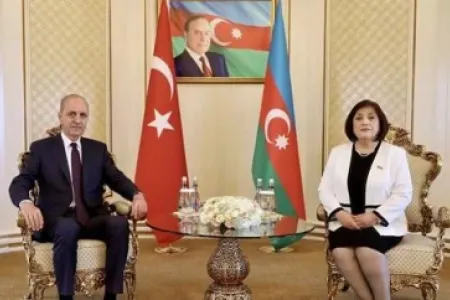 MM spikeri Numan Qurtulmuşla görüşdü