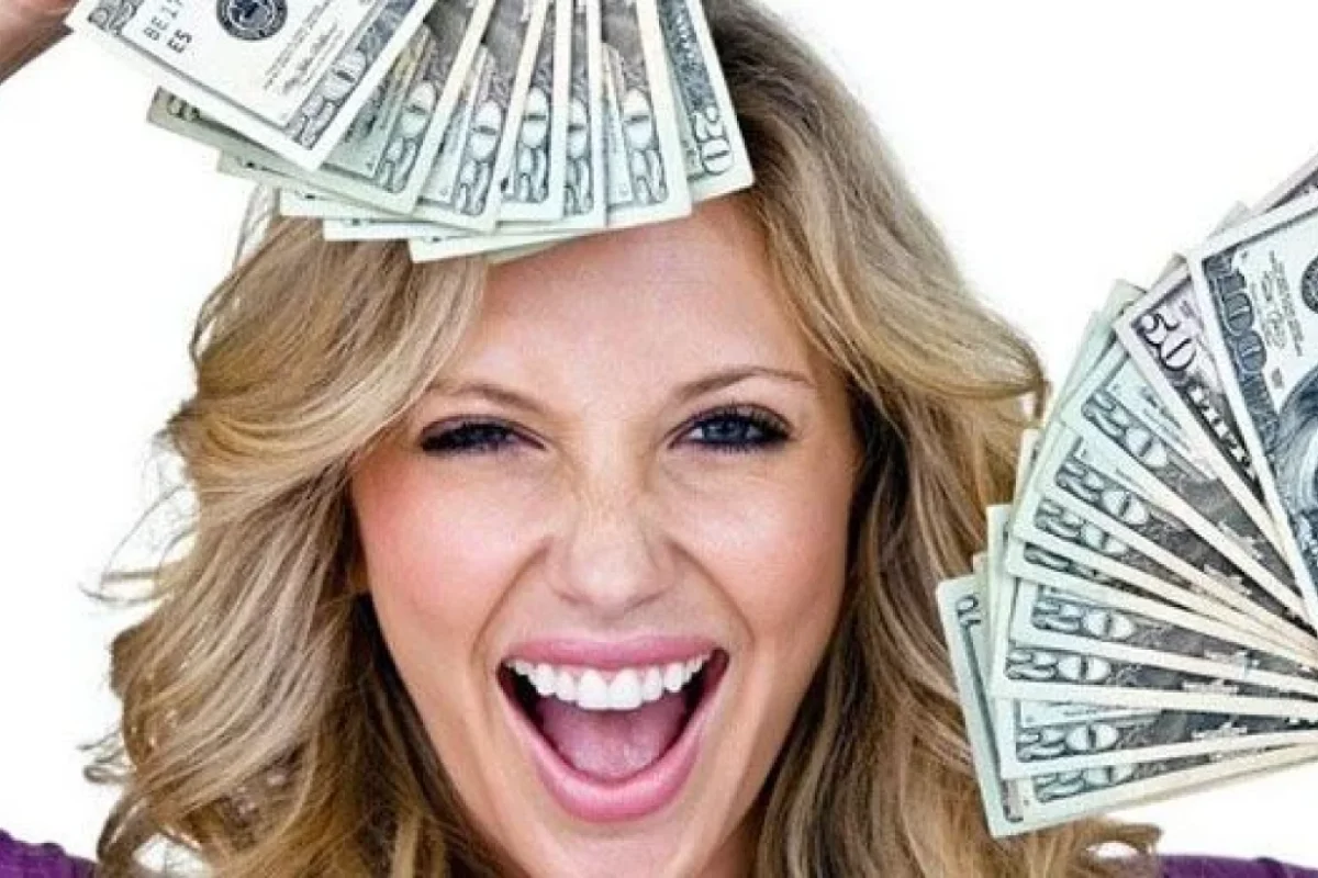 Ən varlı qadın sənətçilər: - Heyrətləndirici sərvətləri...