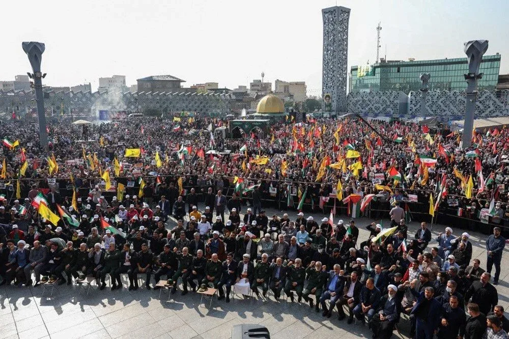 İtkin düşən iranlı komandir üzə çıxdı