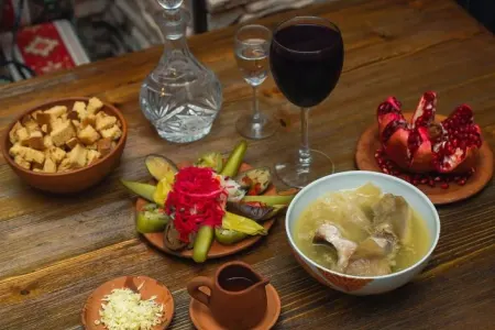 Soyuq havaların yeməyi XAŞ: - Mütəxəssis zərər və faydalarını AÇIQLADI