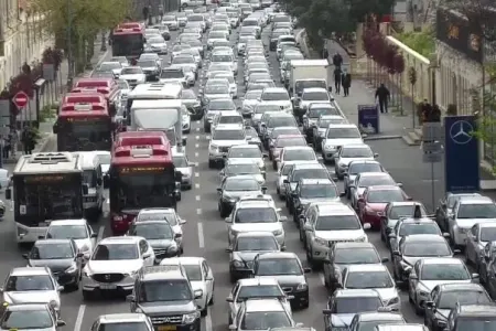 "Bir gün şəhər tam dayanacaq"
