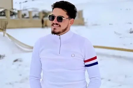 Bakıda gənc sevdiyinin qapısında öldürüldü
