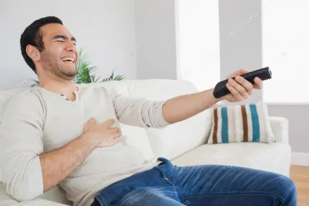 Çox gülməkdən öldü