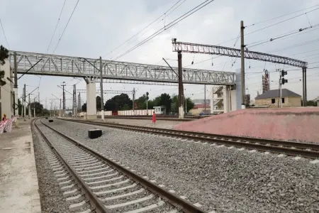Sumqayıt-Yalama dəmir yolu xəttində yenidənqurulma işləri niyə yubanır?