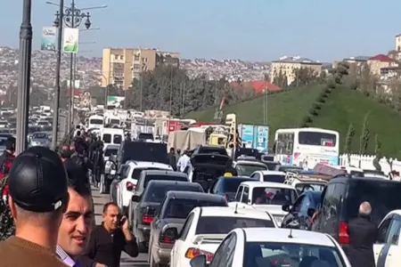Bakı-Sumqayıt yolunda zəncirvarı qəza