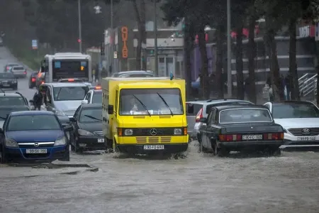 Ölkə ərazisində yağış və leysan nə vaxtadək davam edəcək?