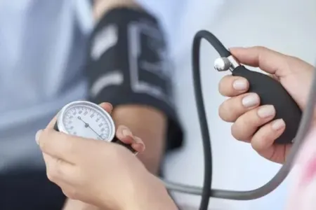 Təzyiq xəstəliyi bu yaşda yaranır