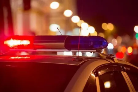 Keçmiş çevik polis əməkdaşı arvadını doğradı