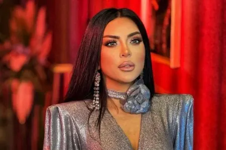 Vəfa Şərifova uşaqlarının atasını göstərdi - FOTO