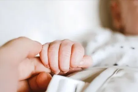 3 yaşlı uşağı əzərək öldürdü: - Peşmanlıqdan görün nə etdi