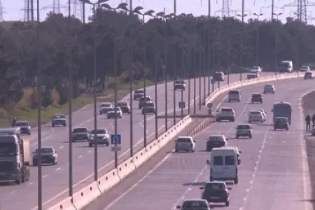 Bu tarixlərdə yollar bağlanacaq, metrodan istifadə edin