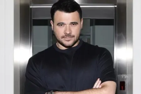 Eminin konsertləri ləğv olundu