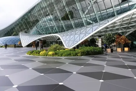 Bu tarixlərdə aeroportdan şəxsi avtomobillə çıxmaq qadağan olunacaq