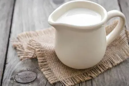 Ömür boyu faydasından dəm vurulan süd həqiqətən xeyirlidirmi?