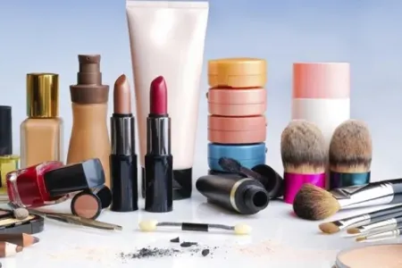 Kosmetik məhsulların tərkibində riskli maddələr tapıldı