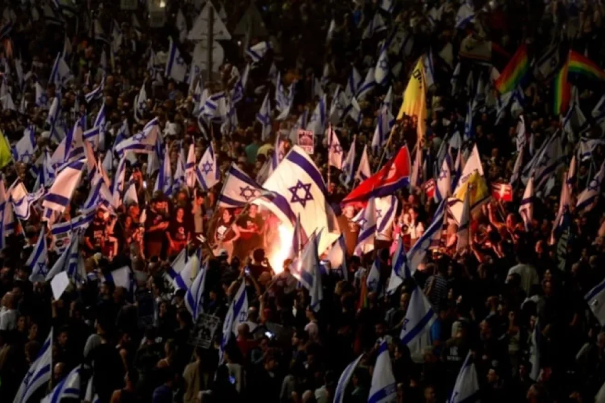 İsraildə böyük böhran: İnsanlar küçələrə töküldü