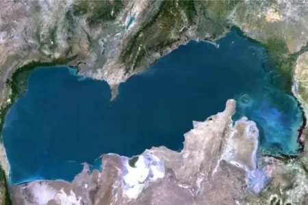 Hücum: Gəmilər vuruldu