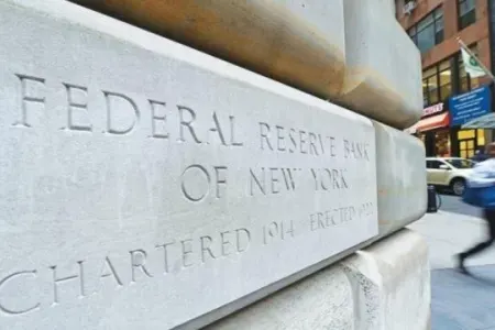 FED uçot dərəcəsini endirdi